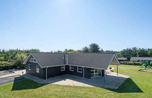 Nr. Lyngby Strand Casa | "Berenika" - 500m from the sea by Interhome