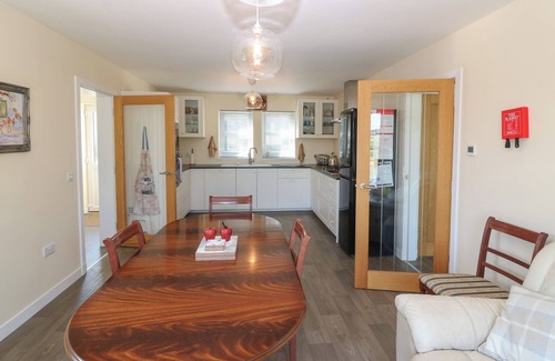 Tomintoul Cabaña | BERG COTTAGE, pet friendly, character holiday cottage in Tomintoul
