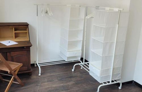Bergisch Gladbach Apartamento | Berg Messe EG, 2,5 Zimmer, Homeoffice, W-Lan