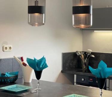Bergisch Gladbach Apartamento | Berg Messe OG, 2 Zimmer, Homeoffice, W-Lan