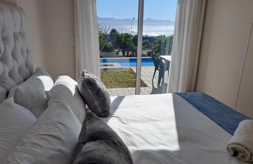 Plettenberg Bay Apartamento | Berg n Sea Self Catering