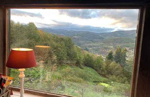 Satillieu Casa | Bergerie Rustique, Vue, Brasero et Four à Pain