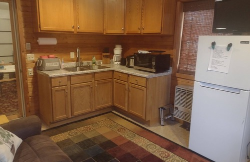 Bergland Casa | Bergland Bay Hideaway is a Lovely 3-bedroom Lakefront house in Bergland Mi