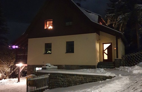 Oberwiesenthal Apartamento | Bergtraum holiday home - At 955 m above sea level, the clouds are very close and the slopes are in front of the door