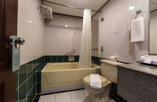 Downtown Hotel | Berjaya Makati Hotel
