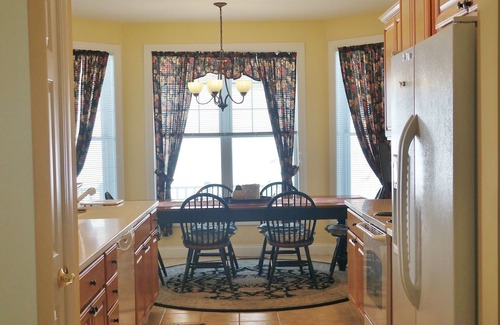 Pittsfield Condominio | Berkshire Mountainside Condo