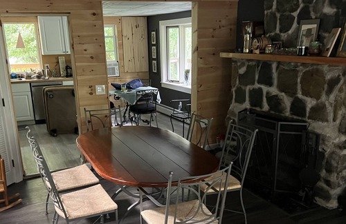 Richmond Casa | Berkshire Winter and Summer Getaway