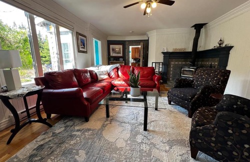 Terra Nova Casa | Bermuda Waterfront Ultimate Lakehouse Experience