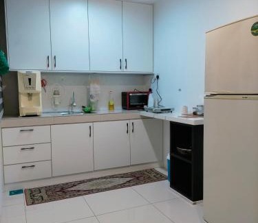 Kampung Kuala Pari Apartamento | Bern's Homestay Manhattan Condo, Ipoh-GROUND FLOOR, POOLSIDE, FREE PARKING and WiFi