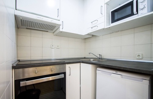 Nueva España Apartamento | BERNABEU PARKING - 1 DORMITORIO