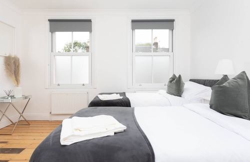 St Albans Casa | Bernard Cottage