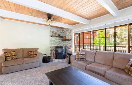 Pine Mountain Club Casa | Bernina Dr. Retreat