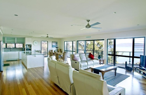 Green Point Casa | Berringar - linen not included