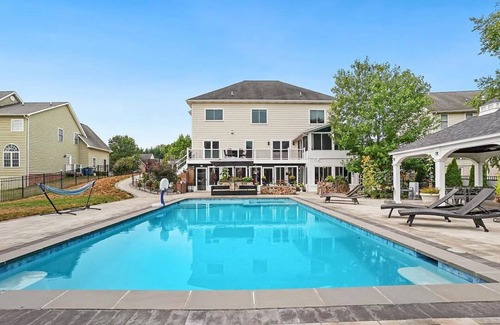 Berryville Apartamento | Berryville Bliss: Basement Apartment in welcoming Berryville