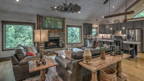 Blue Ridge Casa | Bert's Hideaway