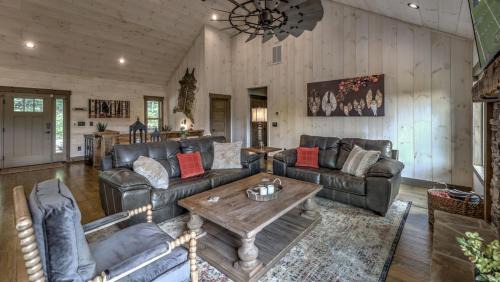 Blue Ridge Casa | Bert's Hideaway