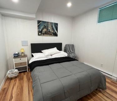 Laval Apartamento | Bertha's charming urban retreat