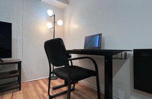 Laval Apartamento | Bertha's charming urban retreat