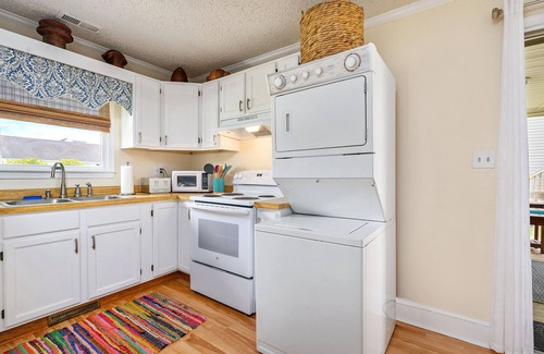 Chincoteague Casa | Bertie Street Cottage on Chincoteague Island!
