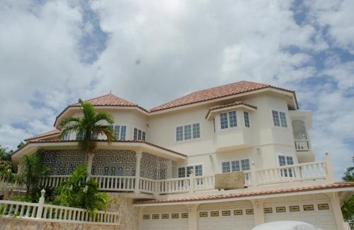 IronShore Estates Apartamento | Bertrann Bed & Breakfast
