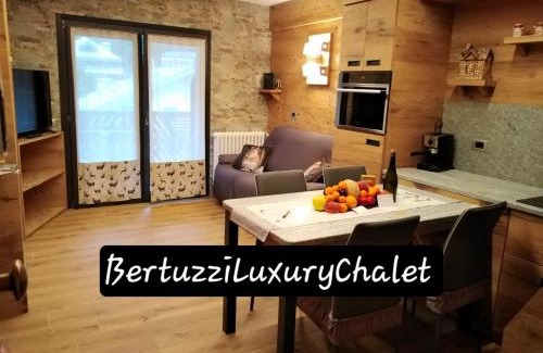 Aprica Apartamento | BERTUZZI HOMES "Luxury Chalet"