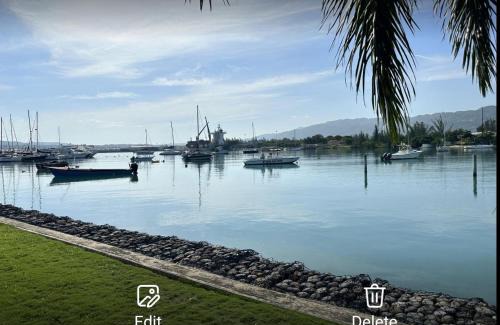 Montego Bay Apartamento | Beryls at Seawind on the Bay , Montego Bay , Jamaica