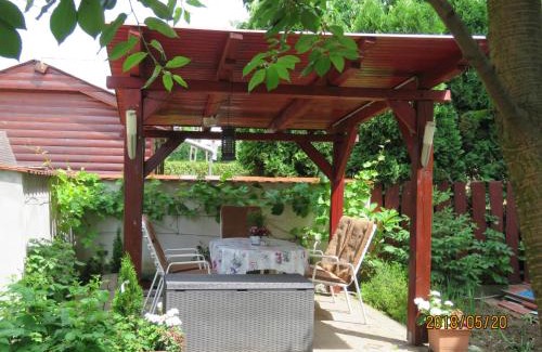 Sarvar Apartamento | Besenyei Apartman