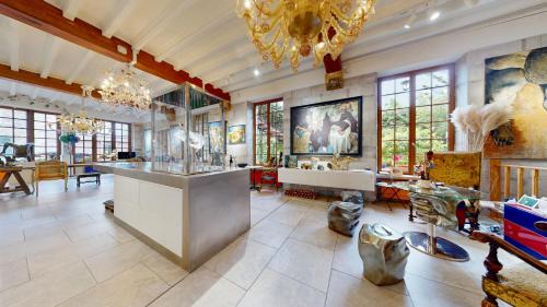 Barbizon Cama Y Desayuno | Besharat Gallery & Museum