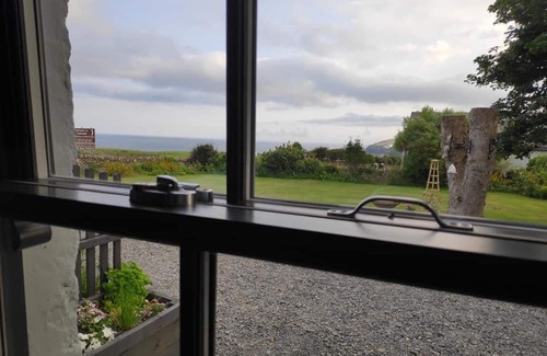 Dunbeath Cabaña | Bespoke 1 Bed Cottage in Dunbeath Village