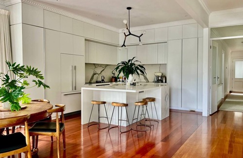 Devonport Casa | Bespoke Stays - Coastal Christmas Villa