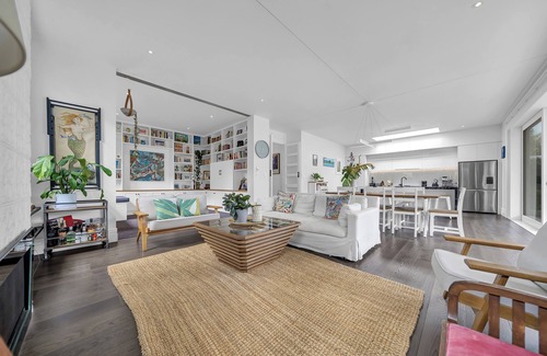 Devonport Casa | Bespoke Stays - Seaside Serenity:Exquisite Villa
