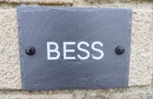 Lumbutts Casa | Bess Cottage