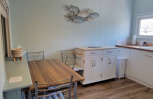 Sea Isle City Condominio | Best 1 Bedroom in SIC! 1 Block to the Beach.. A+ location .. Walk to Everything!