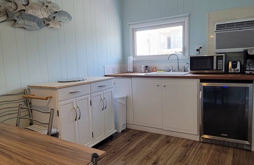 Sea Isle City Condominio | Best 1 Bedroom in SIC! 1 Block to the Beach.. A+ location .. Walk to Everything!