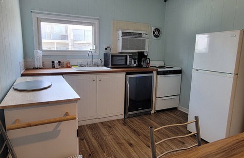 Sea Isle City Condominio | Best 1 Bedroom in SIC! 1 Block to the Beach.. A+ location .. Walk to Everything!