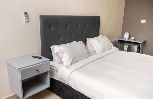 Ndola Cabina | Best Bed Lodge