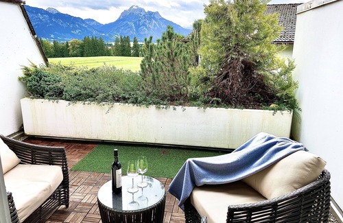 Enzensberg Apartamento | Best Butler Bohemian Spirit In The Alps Netflix