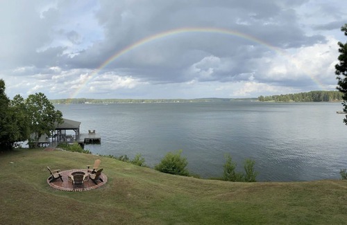 Milledgeville Casa | Best "DAM" View on Lake Sinclair! Kayaks 🛶 Sunrises 🌅 Big water 🌊 Fishing 🎣