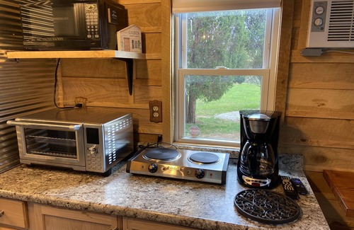 French Lick Cabina | Best Deal! TINY CABIN 5 STAR Clean- French Lick, IN -Private with VIEWS!