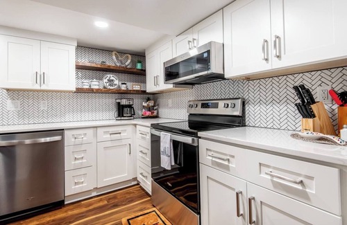 Lower East Side Apartamento | Best Downtown Location, Long-Term Stays Welcome!