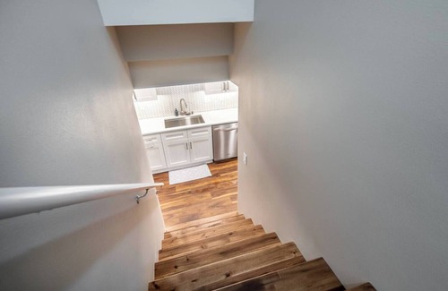 Lower East Side Apartamento | Best Downtown Location, Long-Term Stays Welcome!