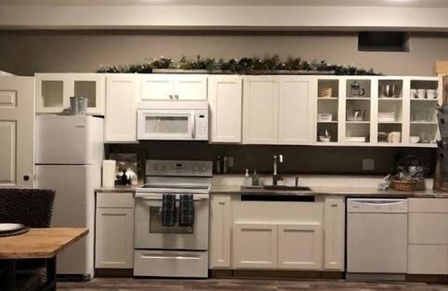 Madison Apartamento | Best downtown location! Stablemaster’s Quarters. Awarded winning! Come see why…