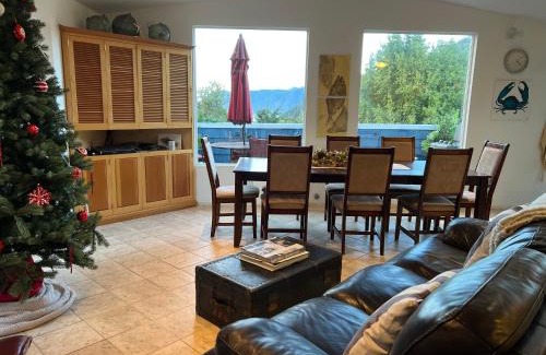 Shelter Cove Casa | Best garden view and Ocean view and sounds-hot tub-bbq-sleeps 6
