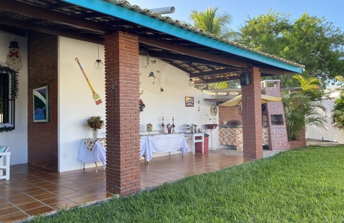 Vilas do Atlantico Casa | Mejor casa Temporada 5/4 (2suítes) Aire cond, Playa, Piscina, Diversión e Internet