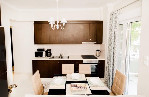 Zavlani Apartamento | Best House Ellinou Stratiotou Ayia Patra