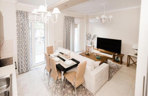 Zavlani Apartamento | Best House, Ellinou Stratiotou, Ayia, Patra
