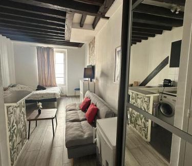 8th Arrondissement Apartamento | Best Inn Ponthieu Paris