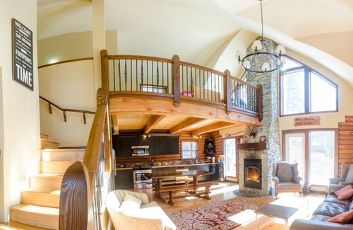 East Kootenay Cabina | ¡El secreto mejor guardado en el valle de Columbia!