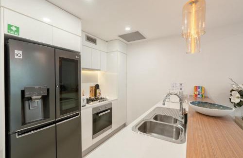 Spring Hill Apartamento | Best Location 2-Bed with Gym Pool 7-min From CBD