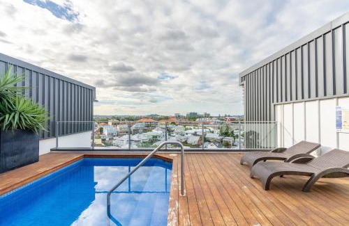 Spring Hill Apartamento | Best Location 2-Bed with Gym Pool 7-min From CBD